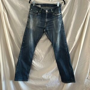 Levis jeans 514 size 30 by 30 with the best natural feathering from wear.